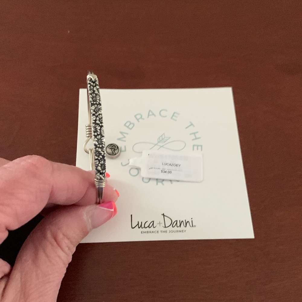 Luca and Danni silver flower bracelet